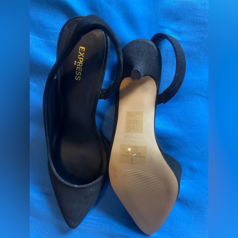 Express, size 6, black suede 3” heels